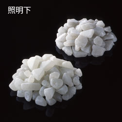 照明下